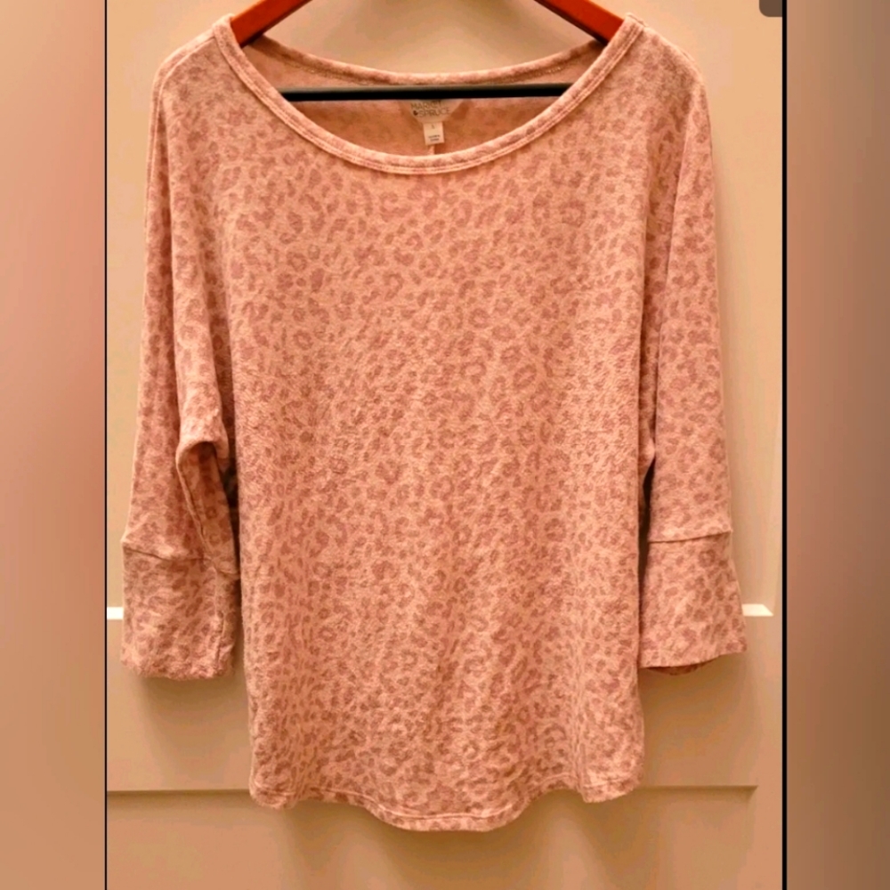 Market spruce Animal Print Sweater Size L